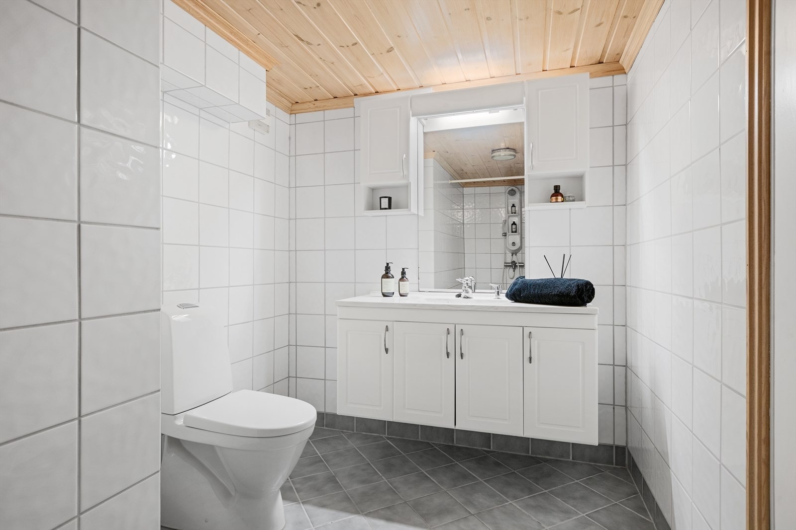 Bad i underetasjen Galleribilde