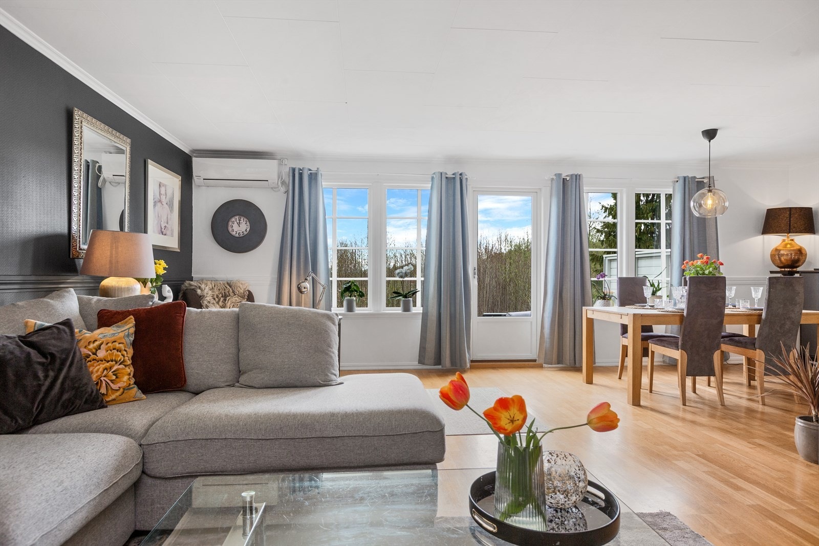 Stue og spisestue Galleribilde