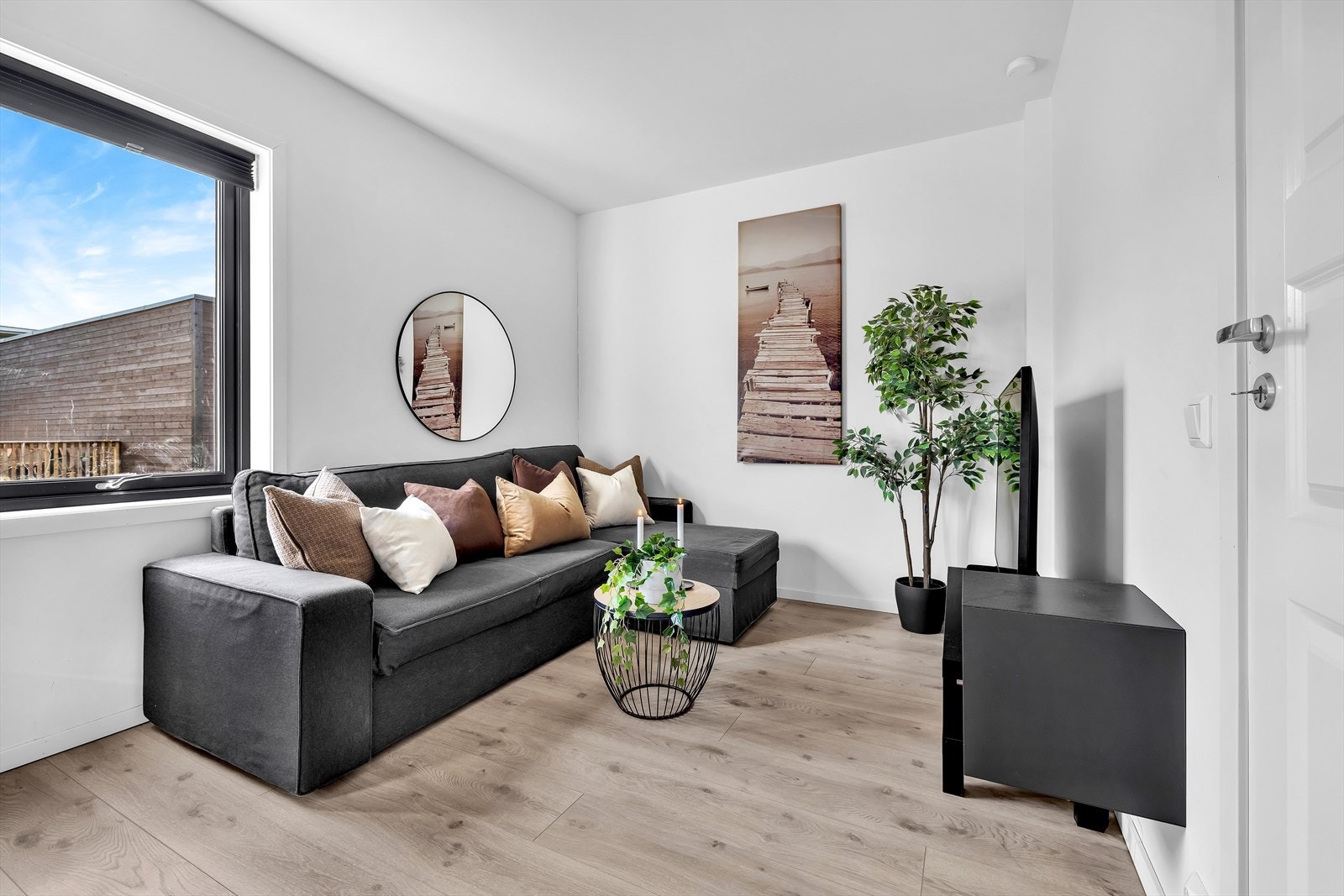 Soverom 1 brukes i dag som tv-stue. Galleribilde