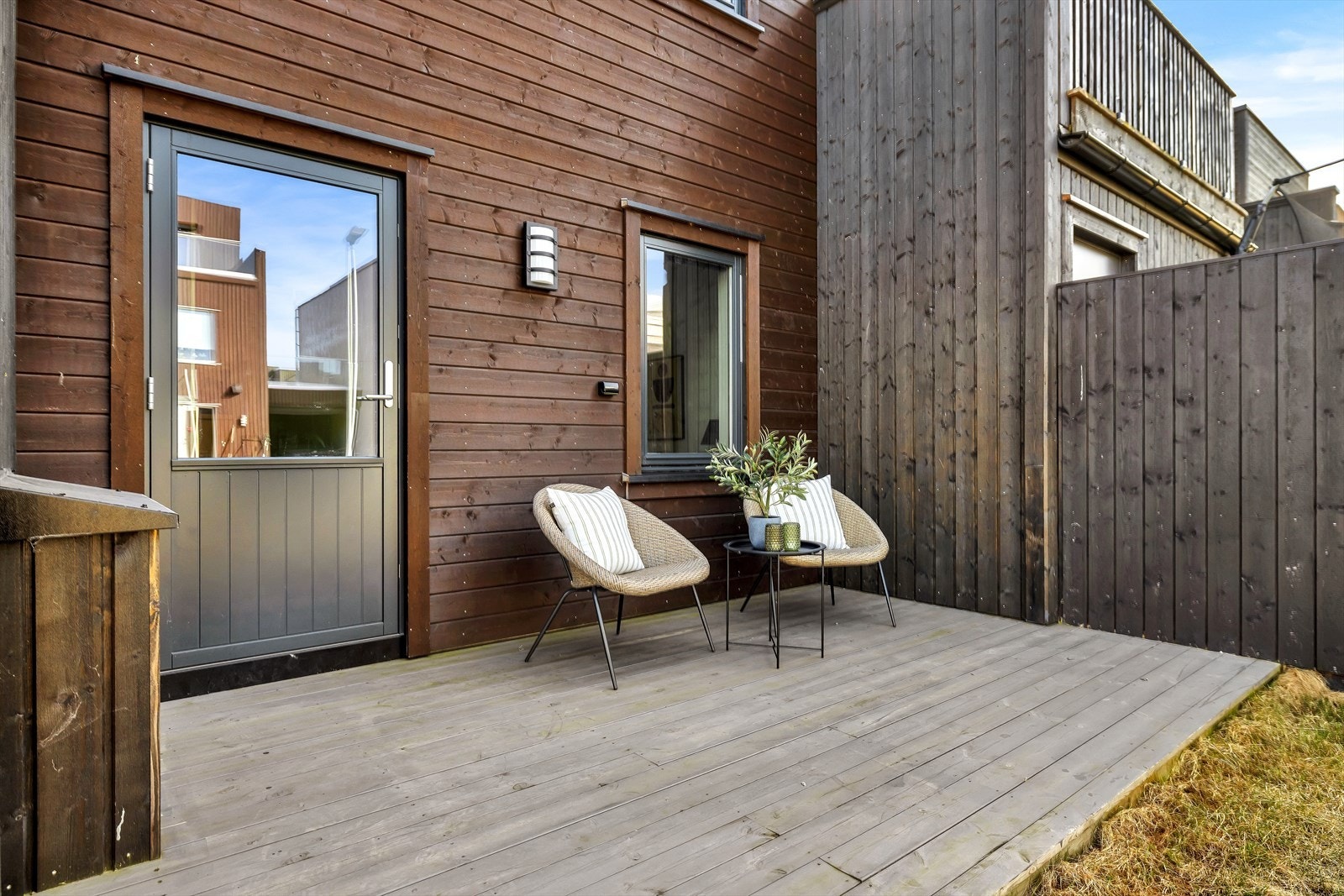 Markterassen med utgang fra soverom 2 Galleribilde