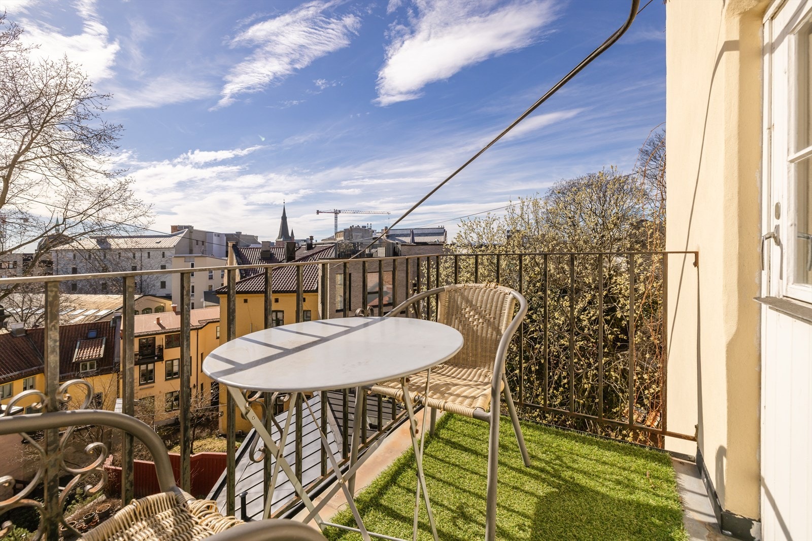 Hyggelig, felles balkong. Galleribilde