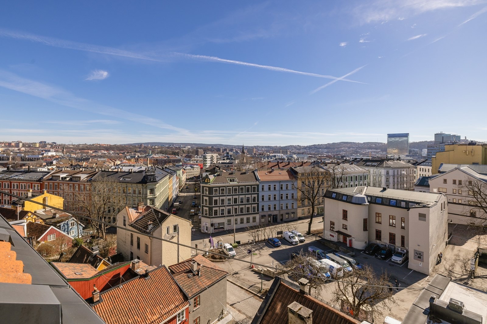 Fantastisk utsikt over byen. Galleribilde