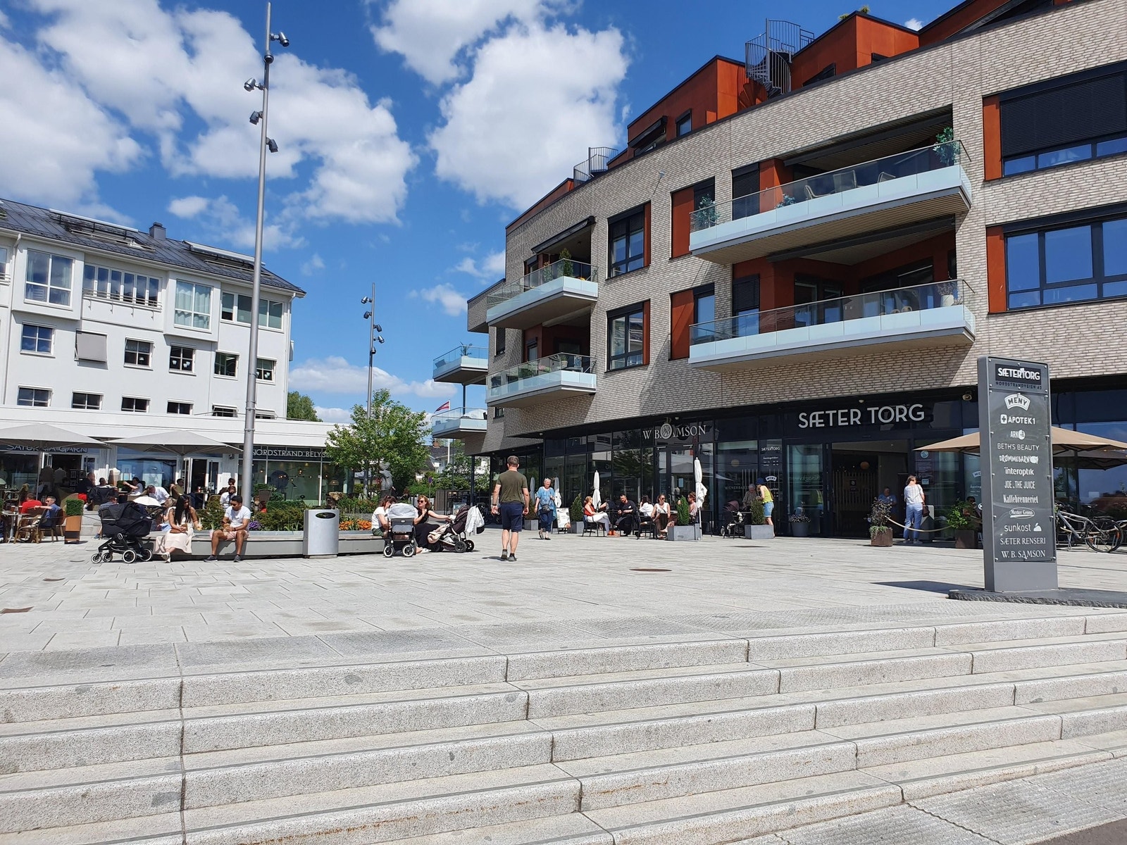 Sæter senter Galleribilde