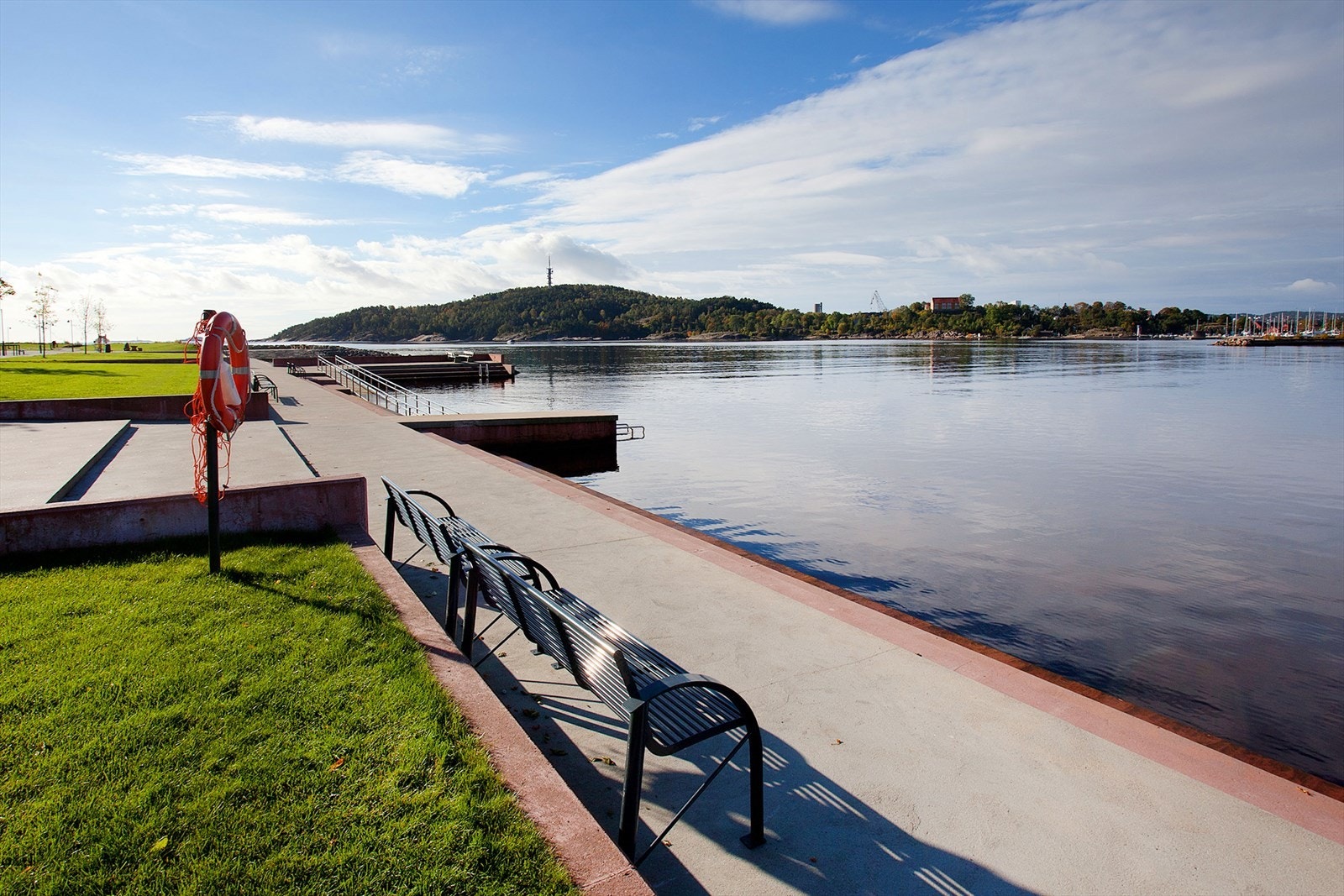 I området er det en fantastisk strandpromenade som tar deg helt inn til Markens gate Galleribilde