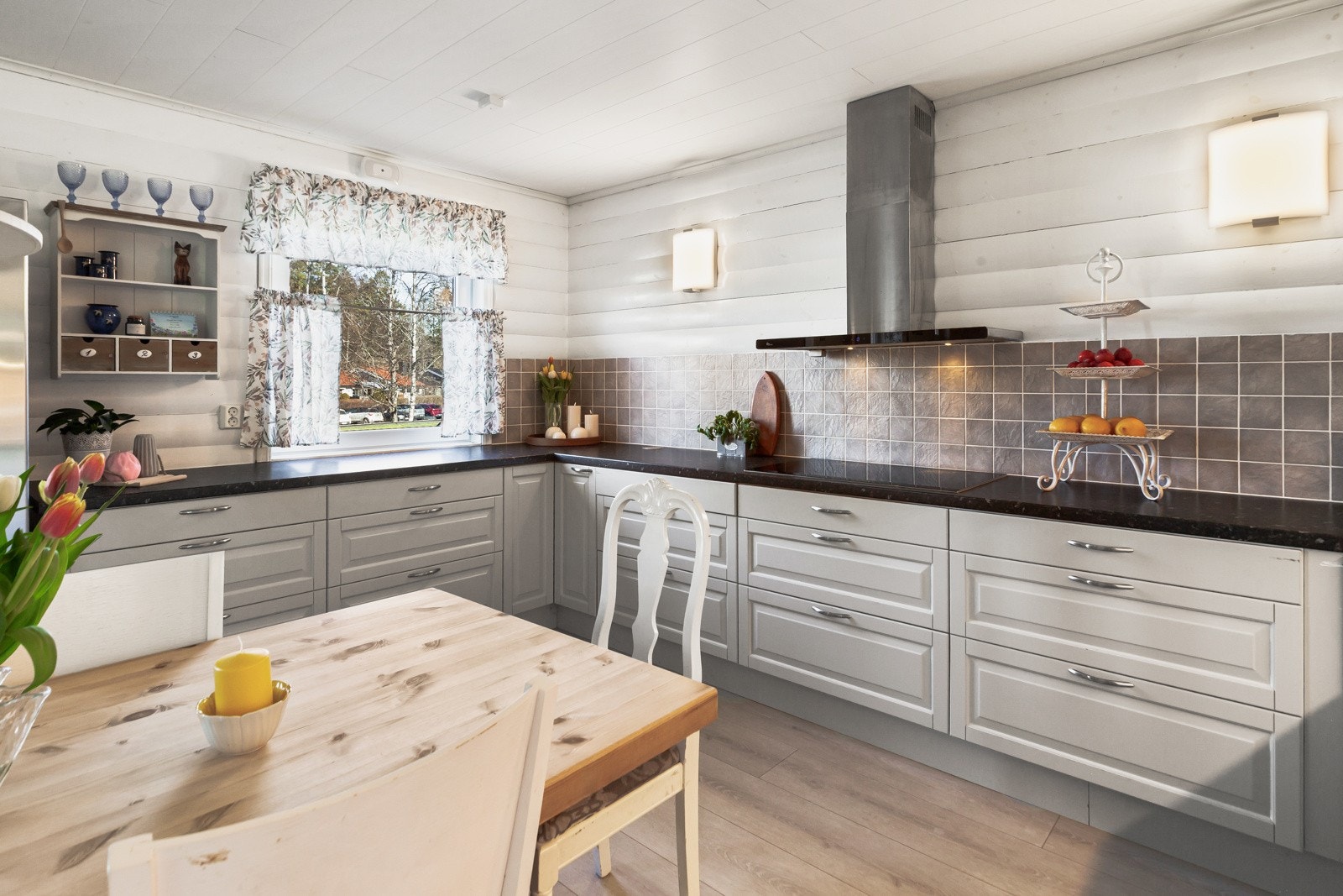 Kjøkkenet er fra 2015. Galleribilde