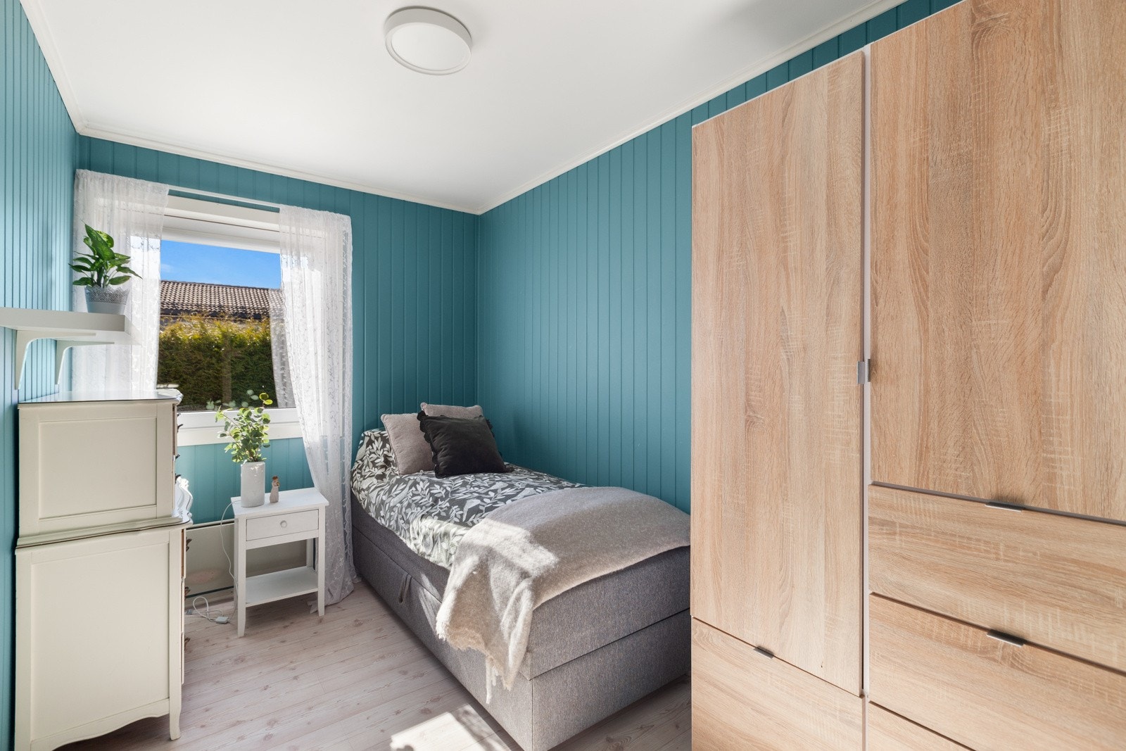 Boligen har 4 soverom samt et rom som er innredet som soverom. Galleribilde