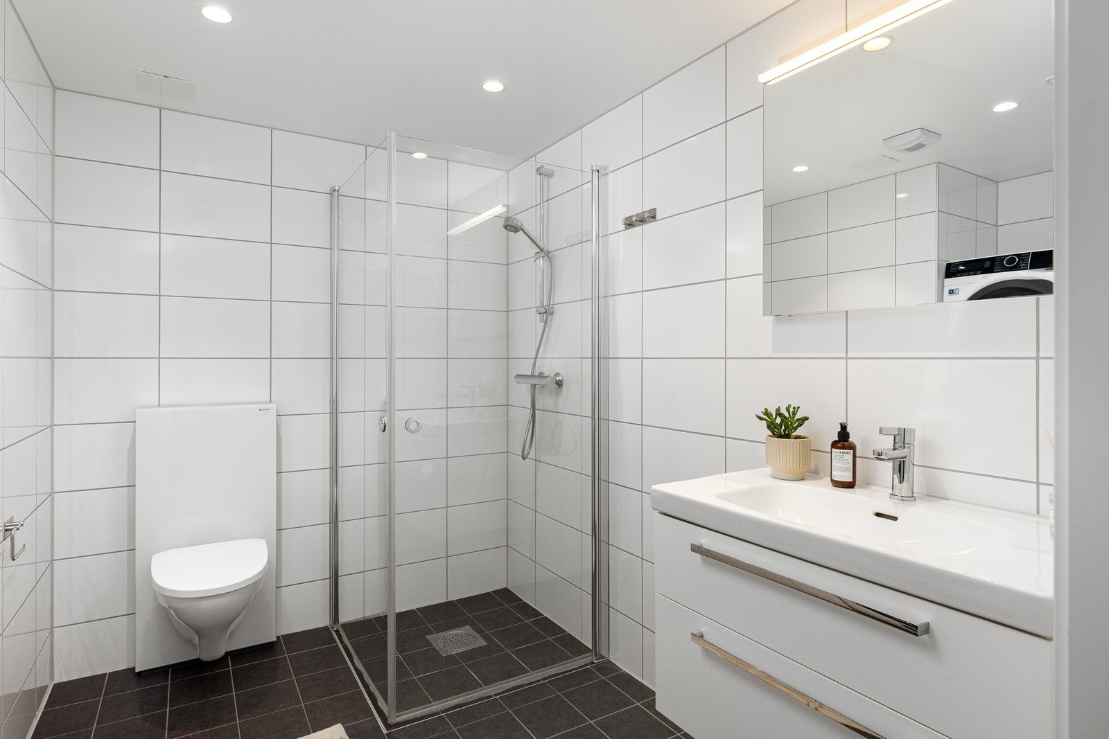 Badet inneholder alt man trenger for en god hverdag. Galleribilde