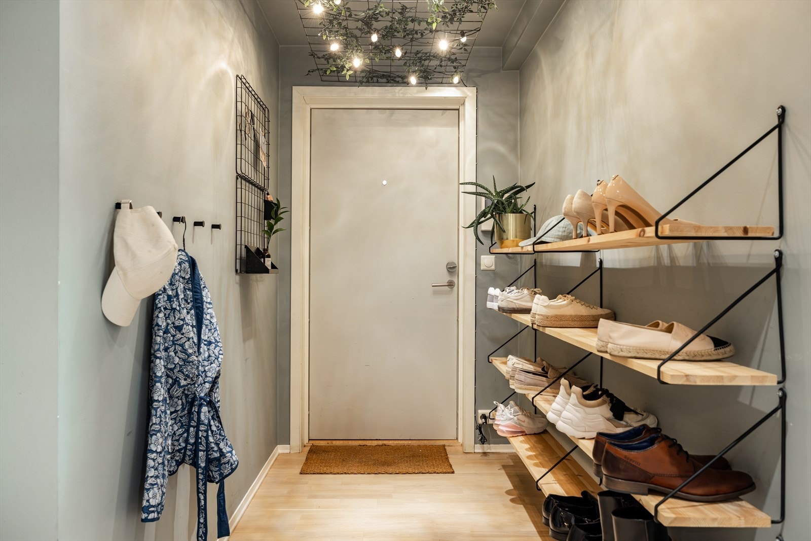 I tillegg disponerer leiligheten en kjellerbod på ca. 4 m². Galleribilde