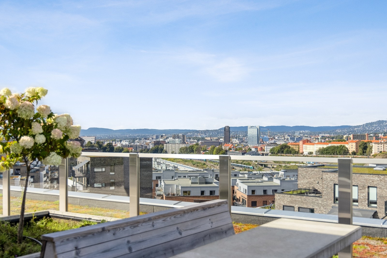 Takterrase med flott utsikt Galleribilde