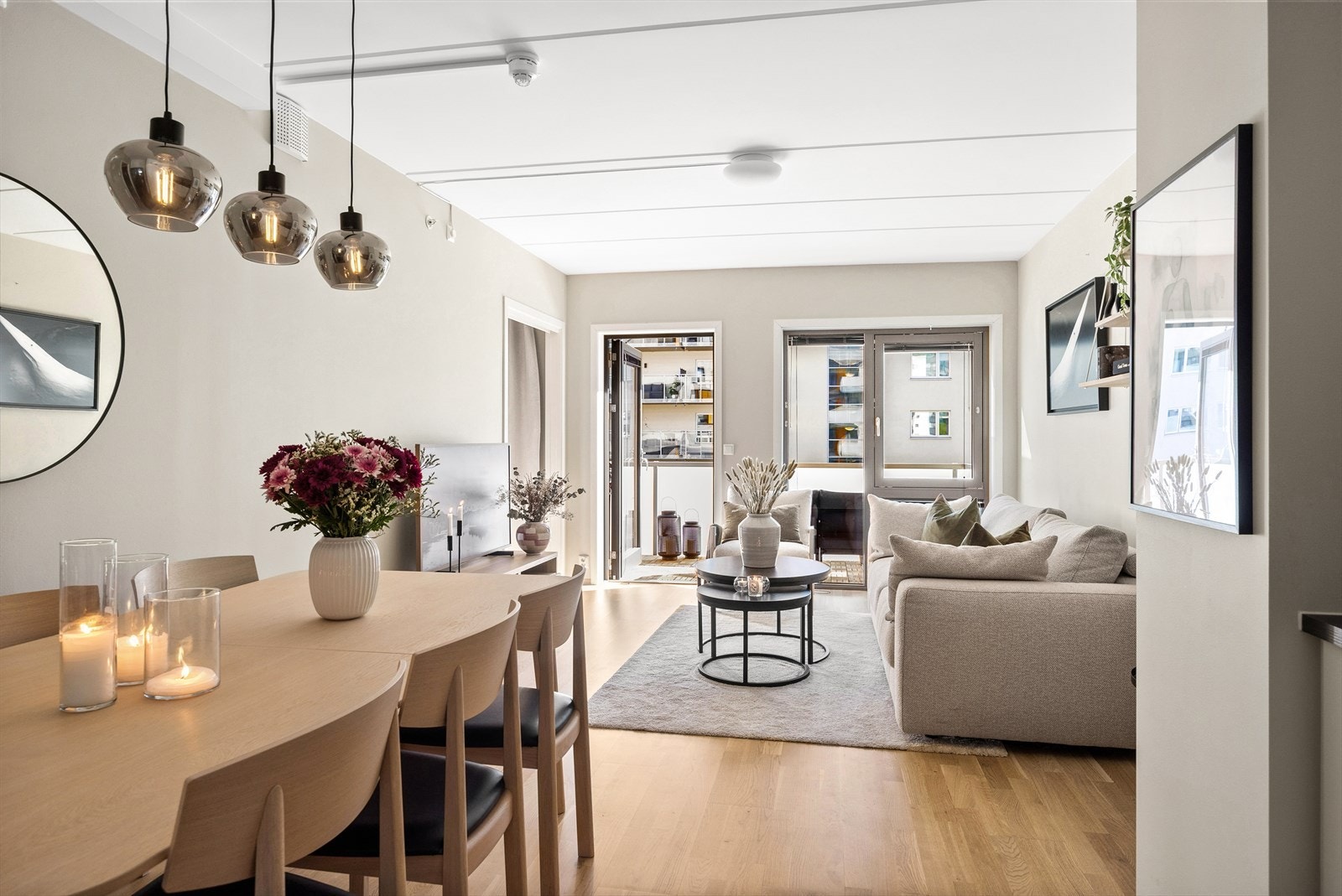 Velkommen til Fernanda Nissens gate 3F! Dette er en Innbydende 2-roms selveierleilighet i 2. etasje, sentralt plassert i hjertet av Nydalen. Galleribilde