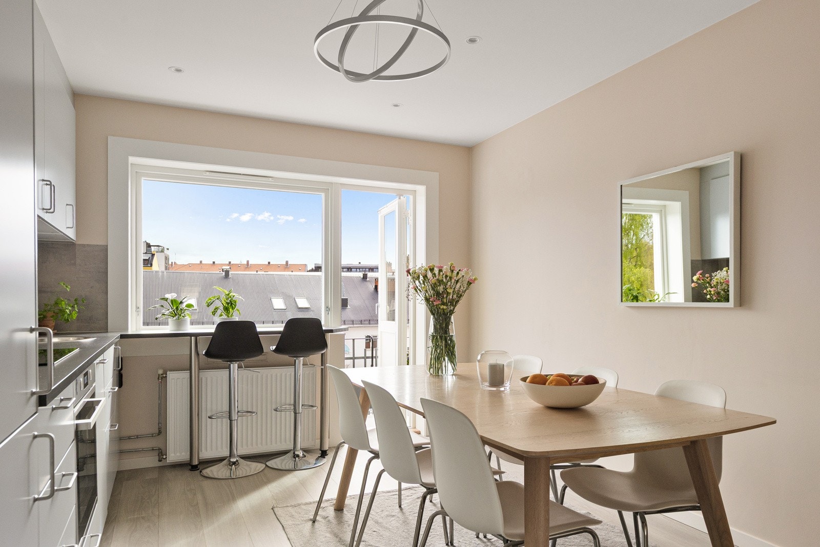 Aksel Walmsnæss v/PrivatMegleren Aksept har gleden av å presentere Uelands gate 57P! Galleribilde