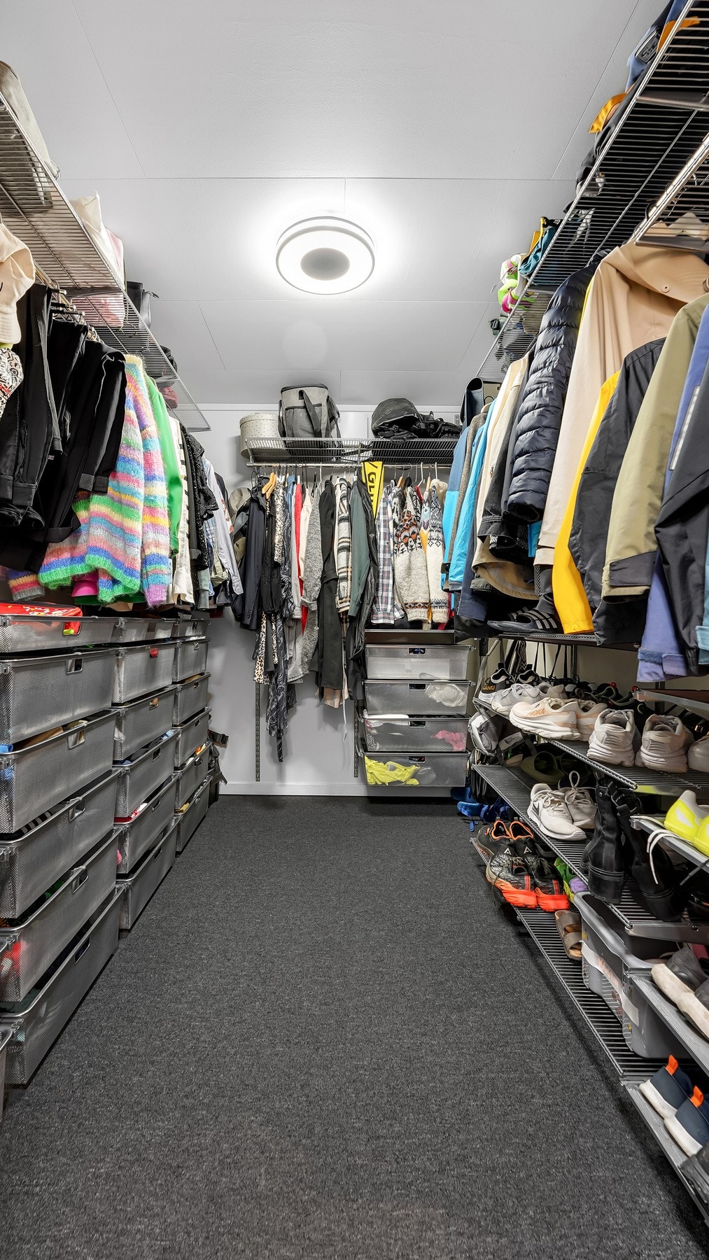 Praktisk oppbevaringsrom. Galleribilde