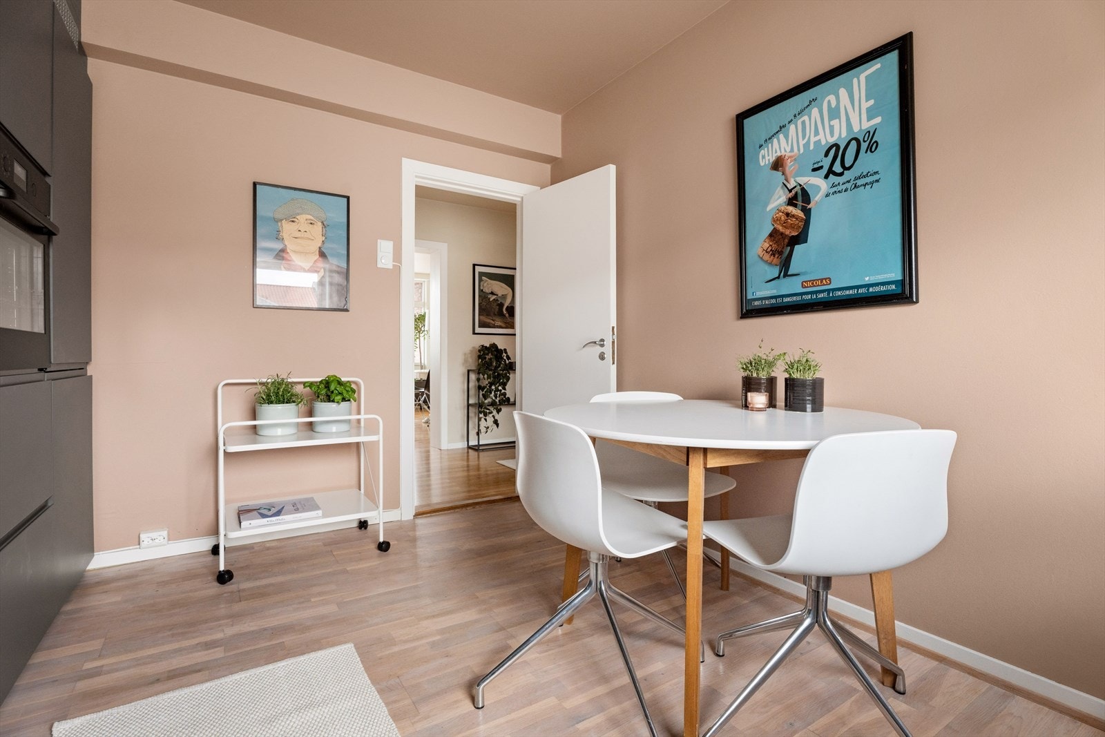 Kjøkken. Galleribilde