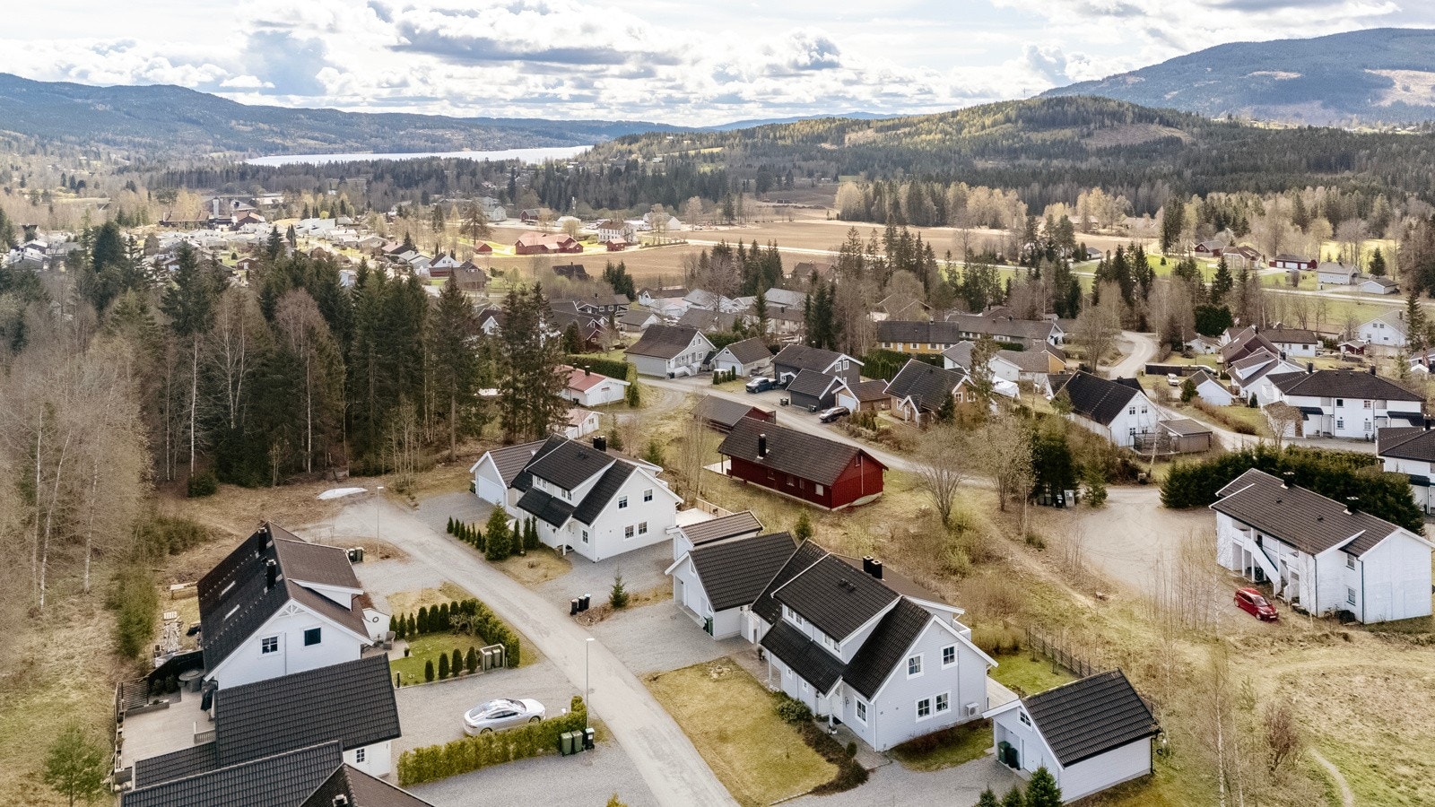 Hurdal er et flott sted for alle som liker idrett og friluftsliv, både sommer og vinter. Galleribilde