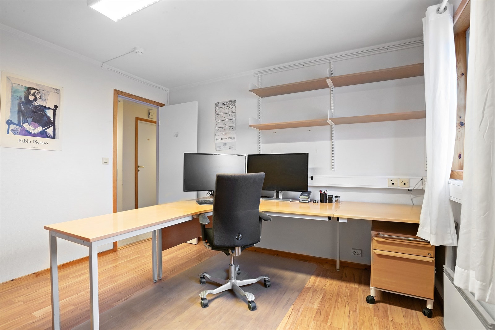 Loftsetasjen ble innredet i 2010 Galleribilde