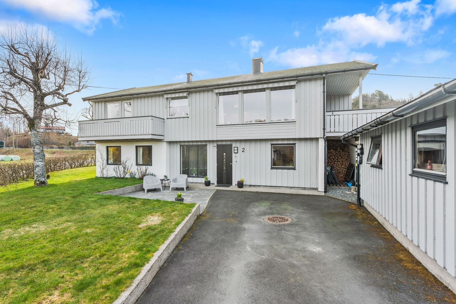 Aktiv Eiendomsmegling ønsker velkommen til Lunden 2! Galleribilde