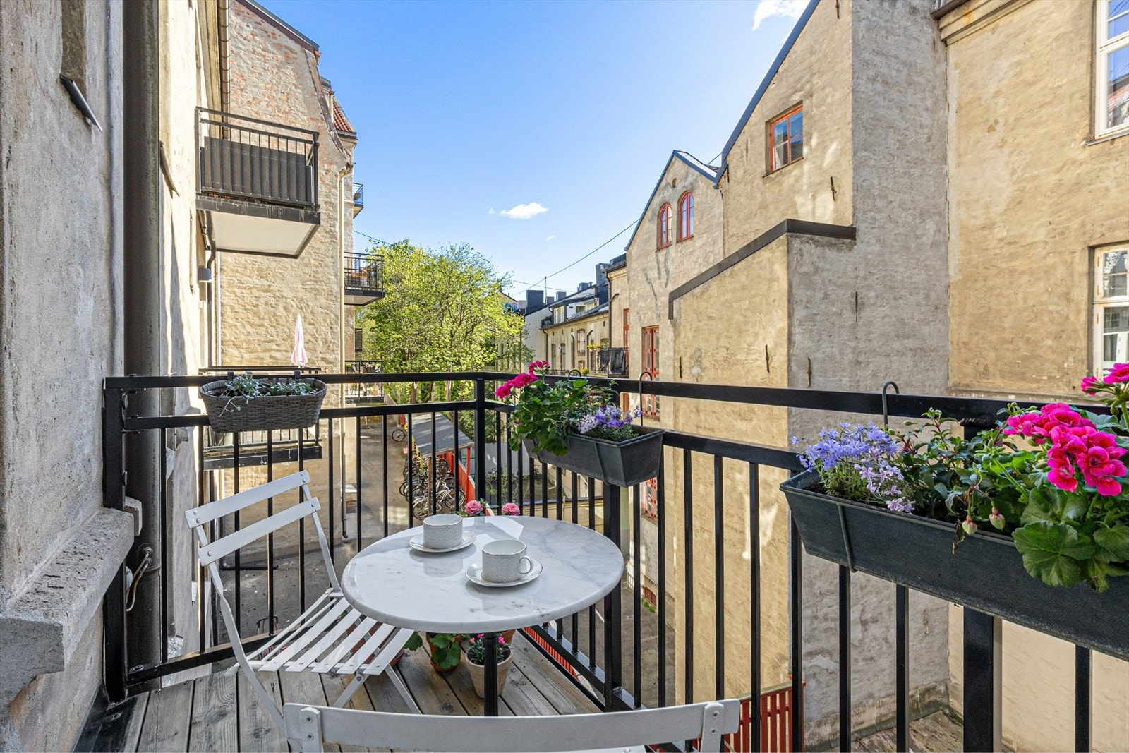 Solrik og gjennomgående 3-roms med separat kjøkken presentert av Vemund V. Thorkildsen Galleribilde