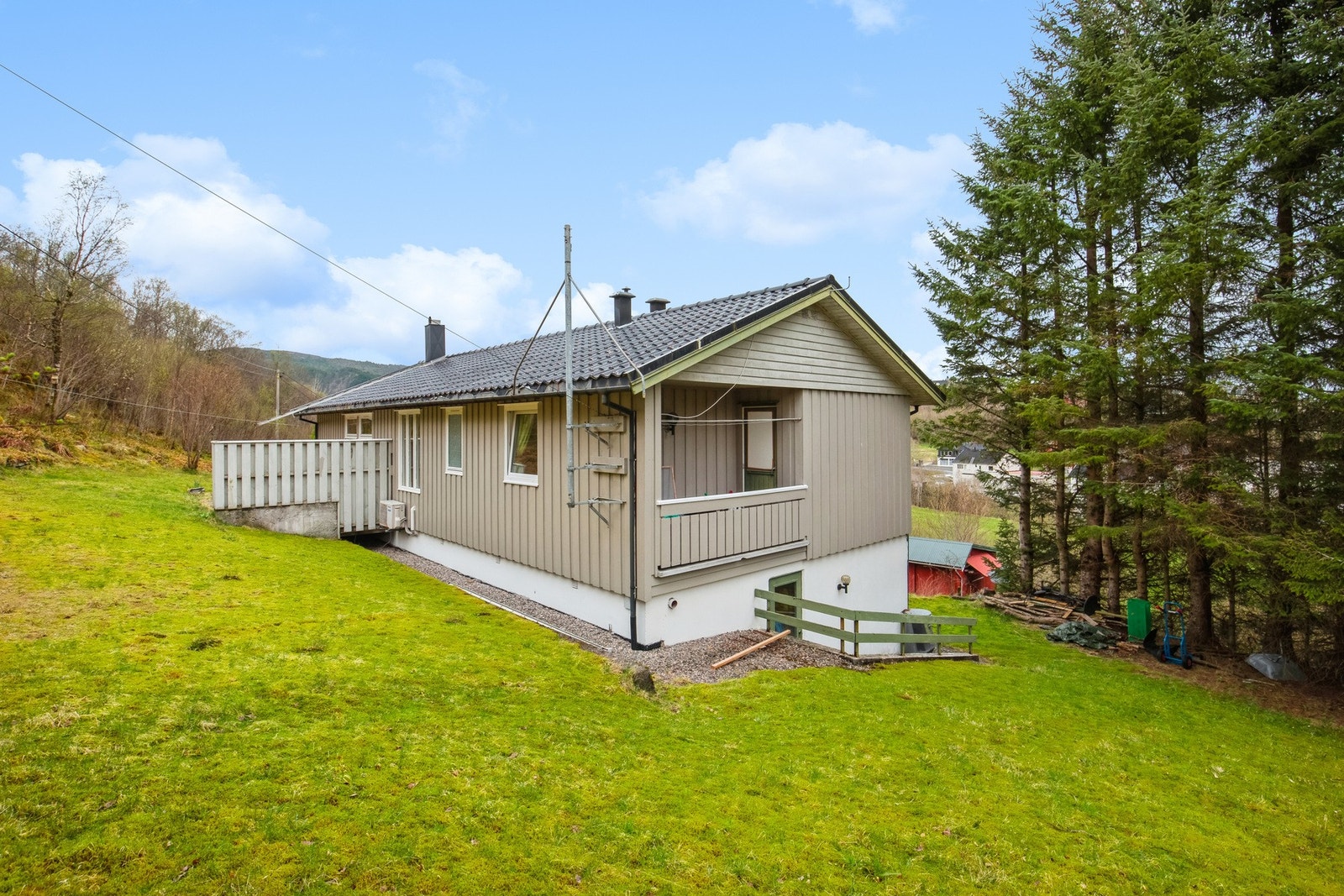 Innholdsrik enebolig på Lyngstad Galleribilde