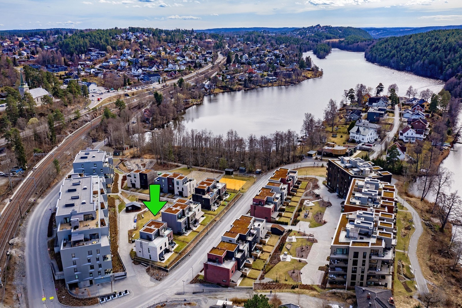 Sebastian Håbesland v/Krogsveen presenterer denne moderne boligen rett ved Kolbotn sentrum Galleribilde