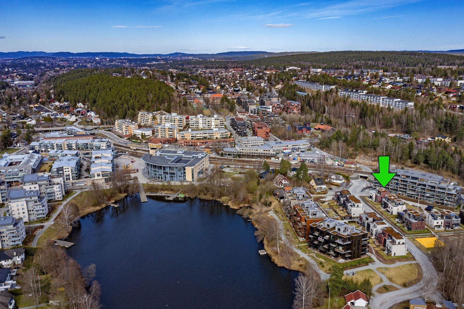 Flott beliggende bolig rett ved Kolbotn sentrum - nær Kolbotnvannet og gode turmuligheter i området Galleribilde
