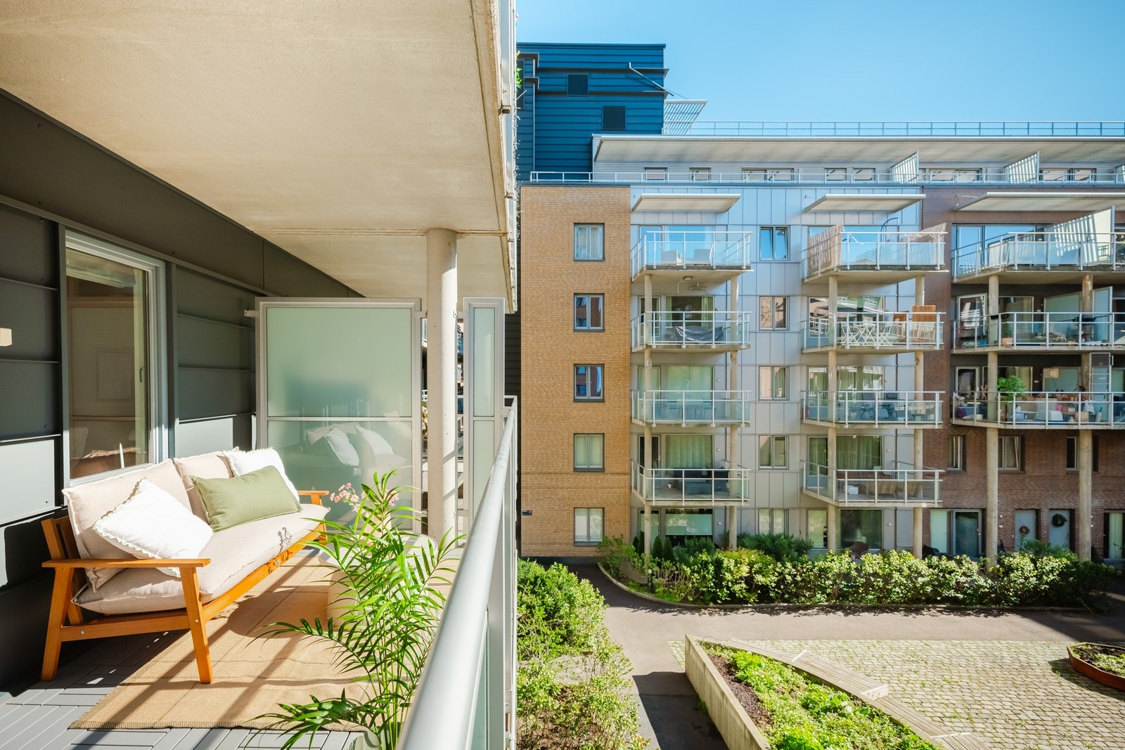 Her får du en fin intern beliggenhet vendt mot rolige og hyggelige fellesområder. Galleribilde