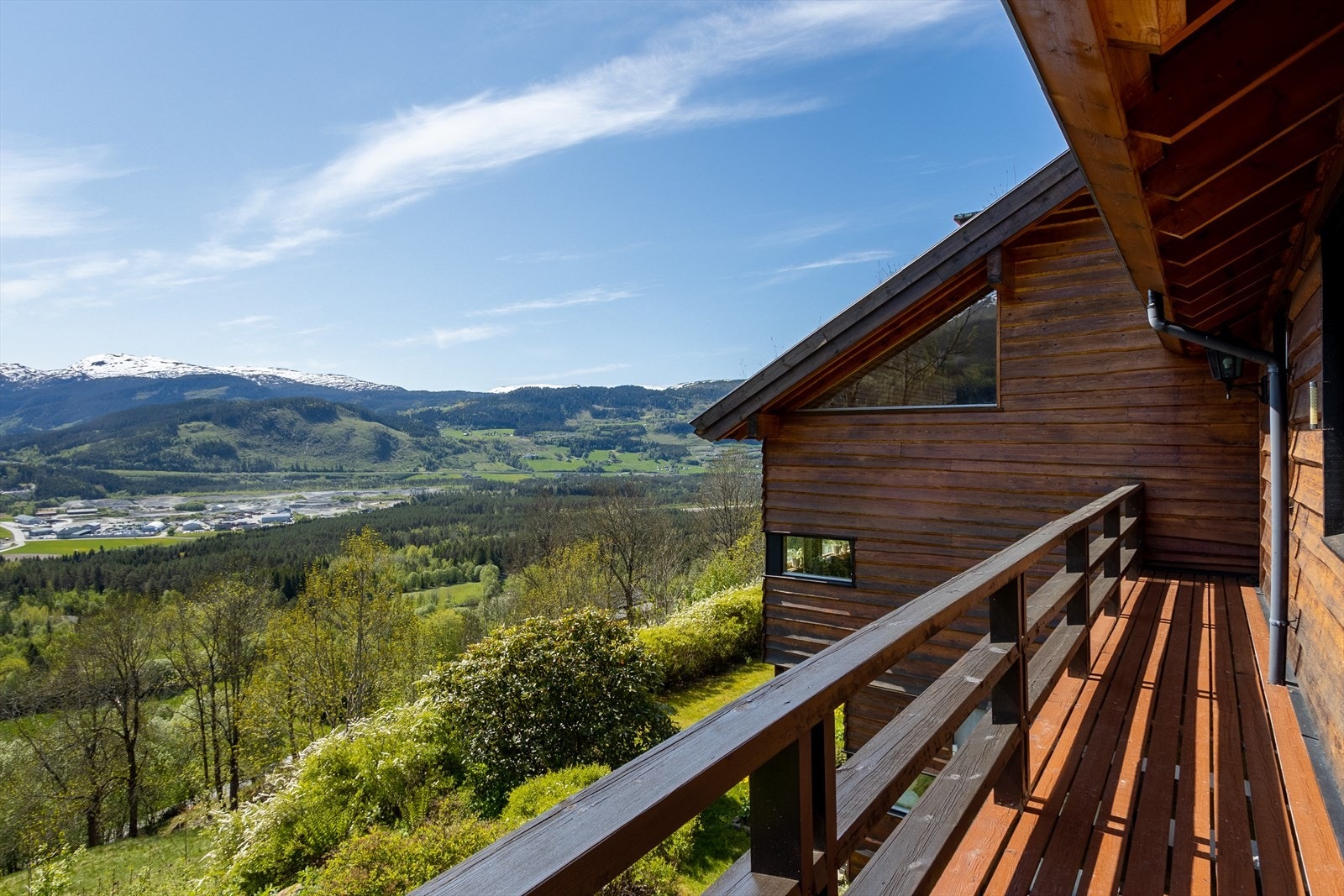 Altan med utgang fra hovedsoverom. Galleribilde