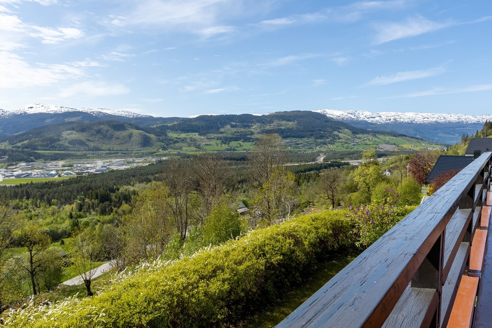 Utsikt fra altan. Galleribilde