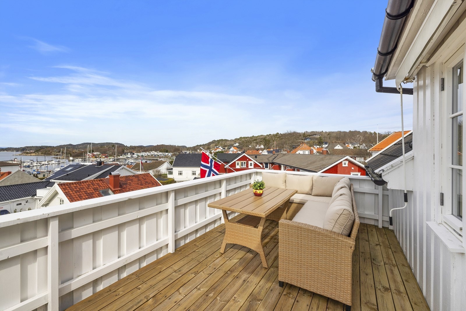 Balkong i 2.etg. med fantastisk utsikt Galleribilde