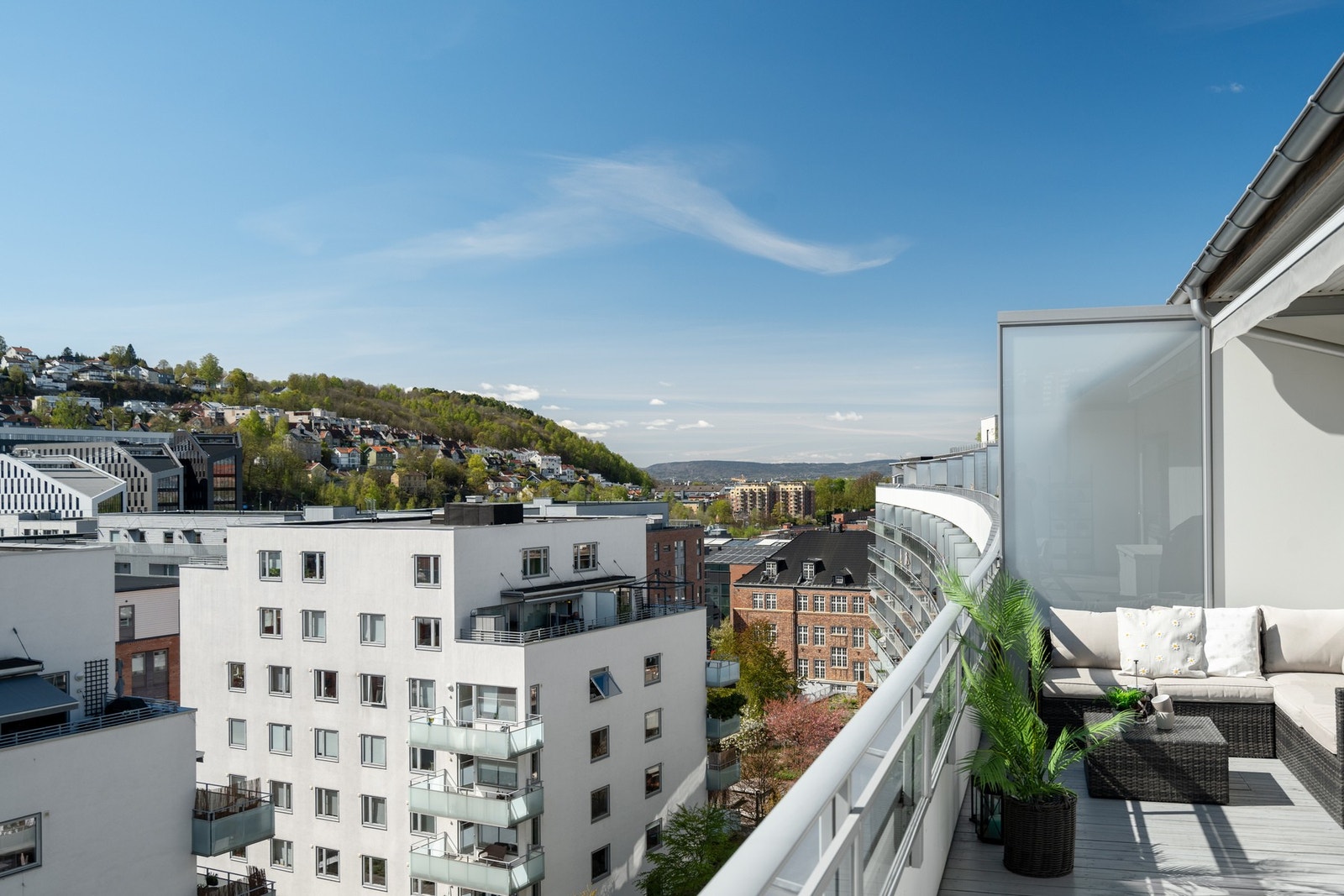 Fantastisk utsikt fra terrassen. Galleribilde