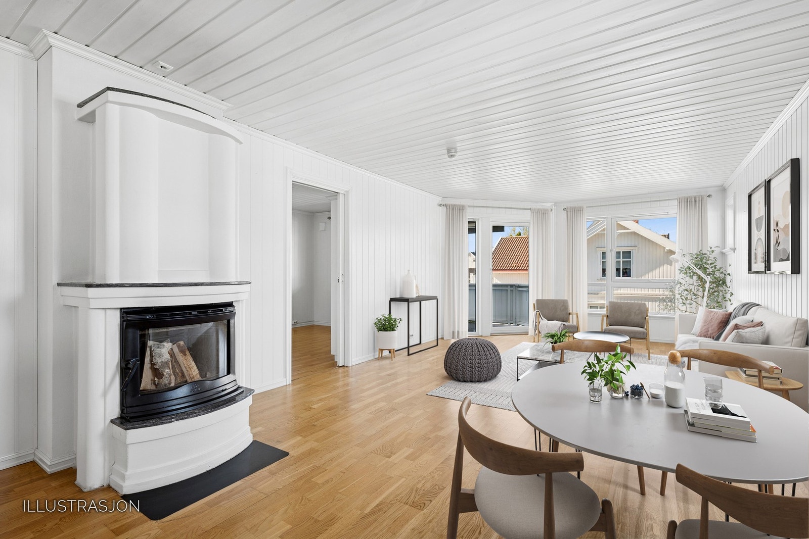 Leiligheten har en sentral og attraktiv beliggenhet midt på Nesbakken, med kort vei til det meste du trenger i hverdagen. Galleribilde