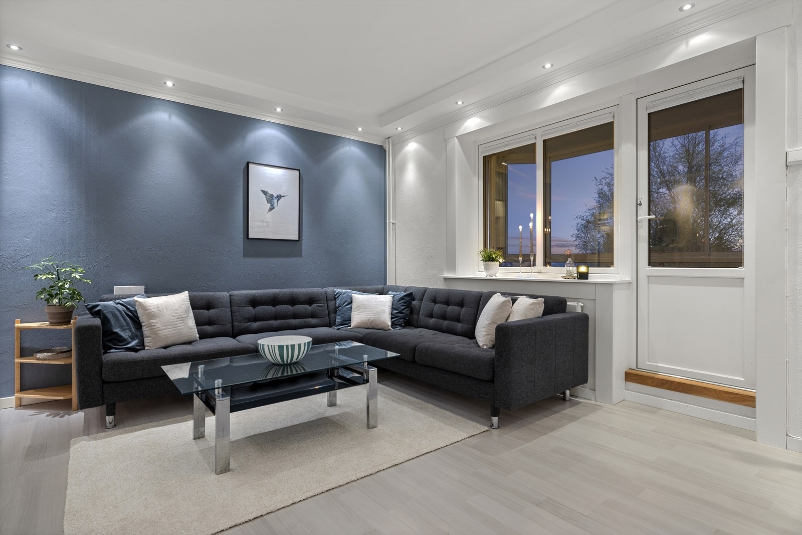 Denne 3-roms andelsleiligheten ligger på Kalbakken i Oslo kommune og har en meget attraktiv og barnevennlig beliggenhet. Galleribilde