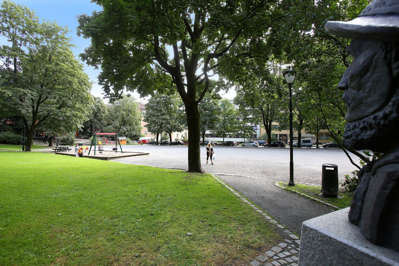Det er også kort vei til hyggelige Vestkanttorget Galleribilde