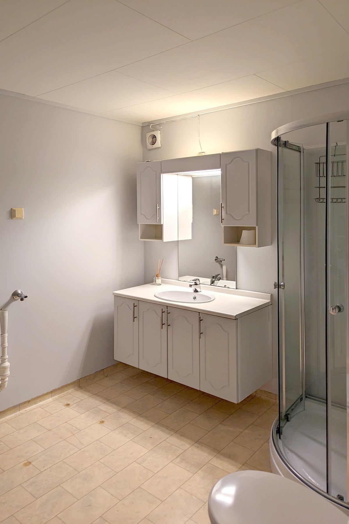 Bad utleiedel, selgers private bilde. Galleribilde