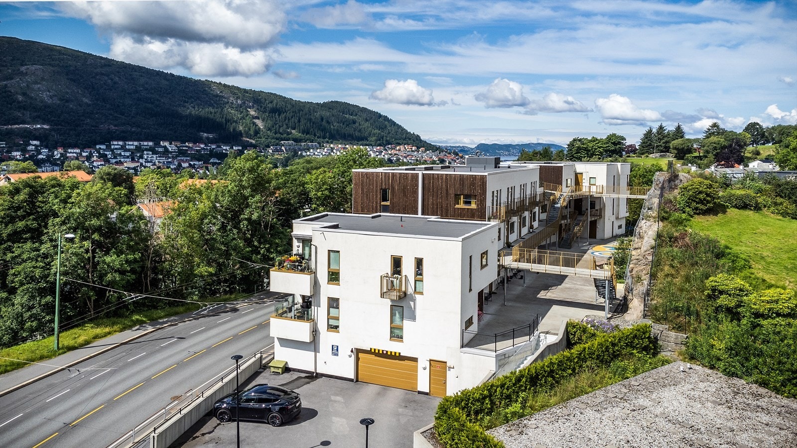 - Med trappefri adkomst via heis, er dette en leilighet passende alle livsfaser - Galleribilde