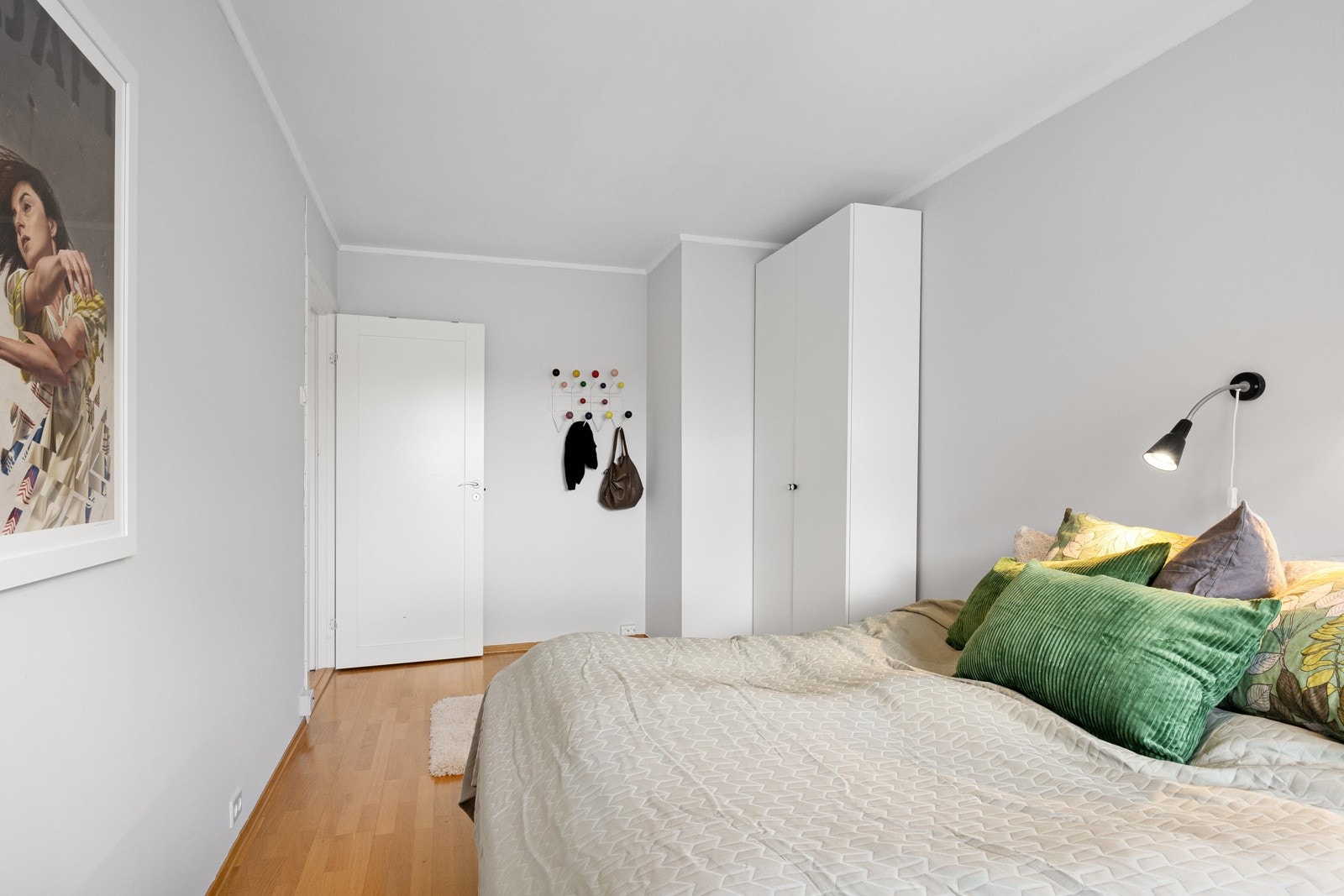 Hovedsoverommet og to av de andre er innredet med garderobeskap. Galleribilde