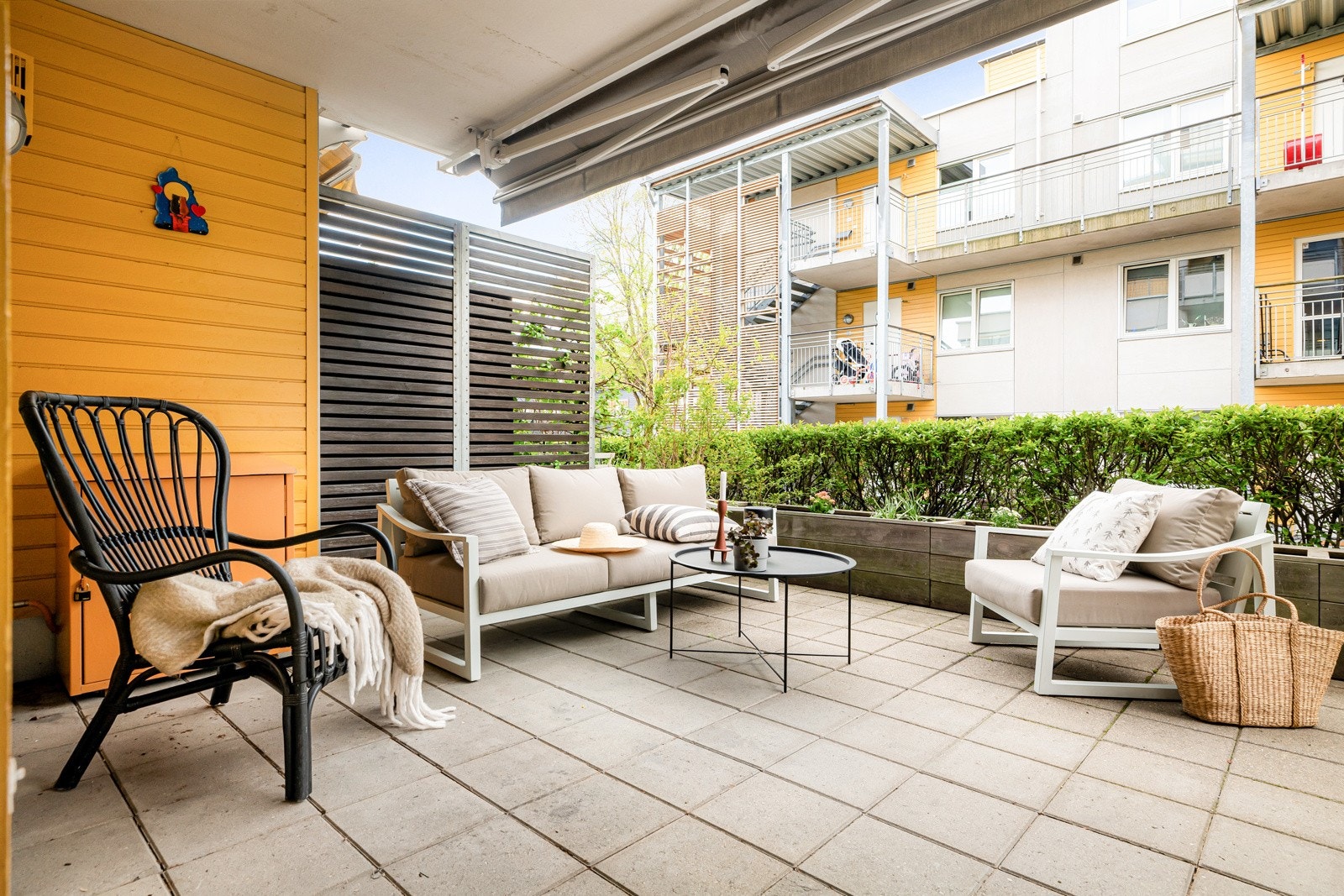 En perfekt forlengelse av oppholdsrommene, enten du ønsker avslapning eller sosiale sammenkomster. Galleribilde