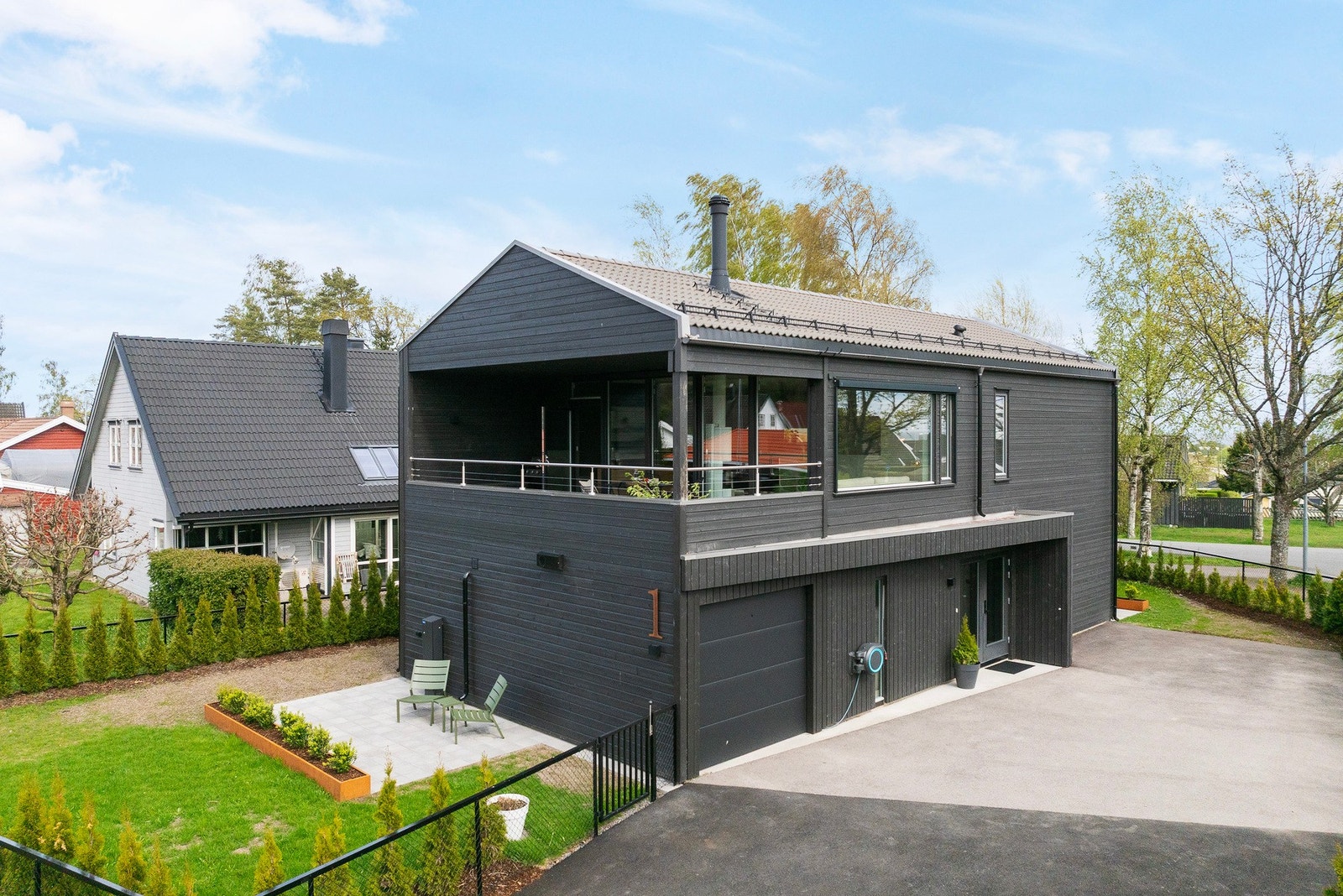 EIE eiendomsmegling v/Robert Hoff ønsker velkommen til denne flotte boligen i Nannas vei 1. Foto: Nils Kavlie-Borge Galleribilde