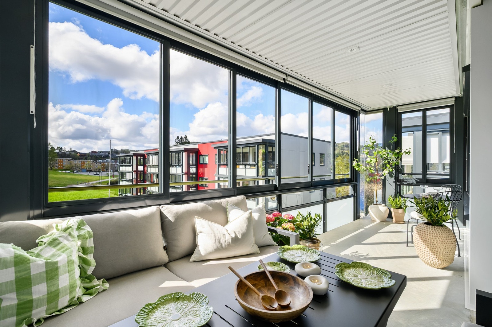 Denne stilfulle og moderne 3-romsleiligheten har en sentral og attraktiv beliggenhet i Fyllingsdalen Galleribilde