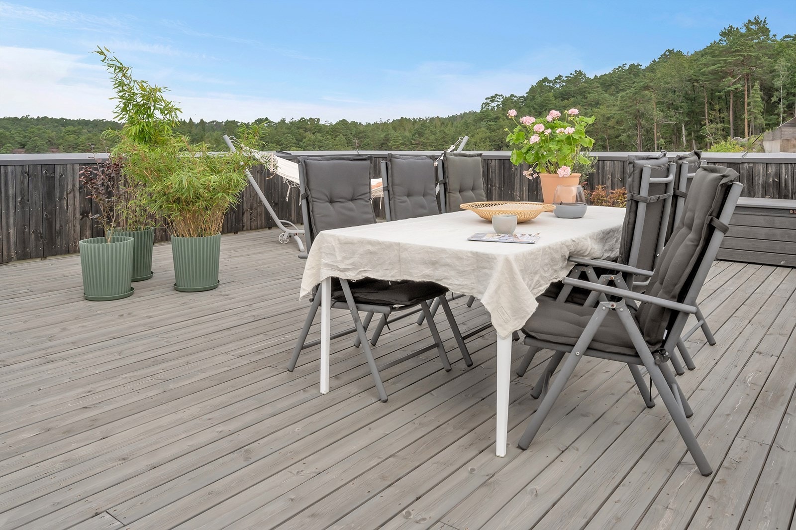 Stor og romslig takterrasse på hele 72 kvm! Galleribilde