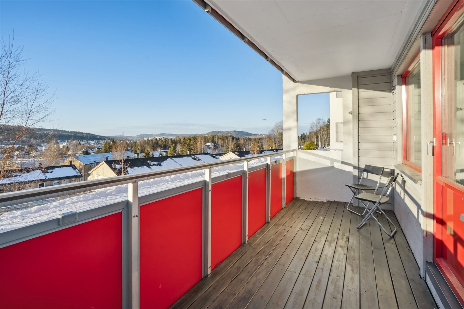 Solrik vestvendt balkong på 10 kvm Galleribilde