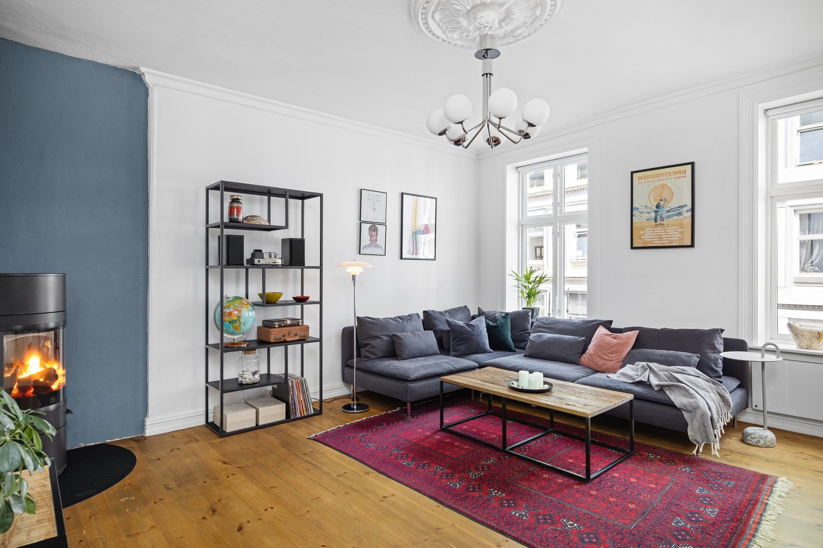 - God plass til sittegruppe, spisebord, bokhyller etc - Galleribilde