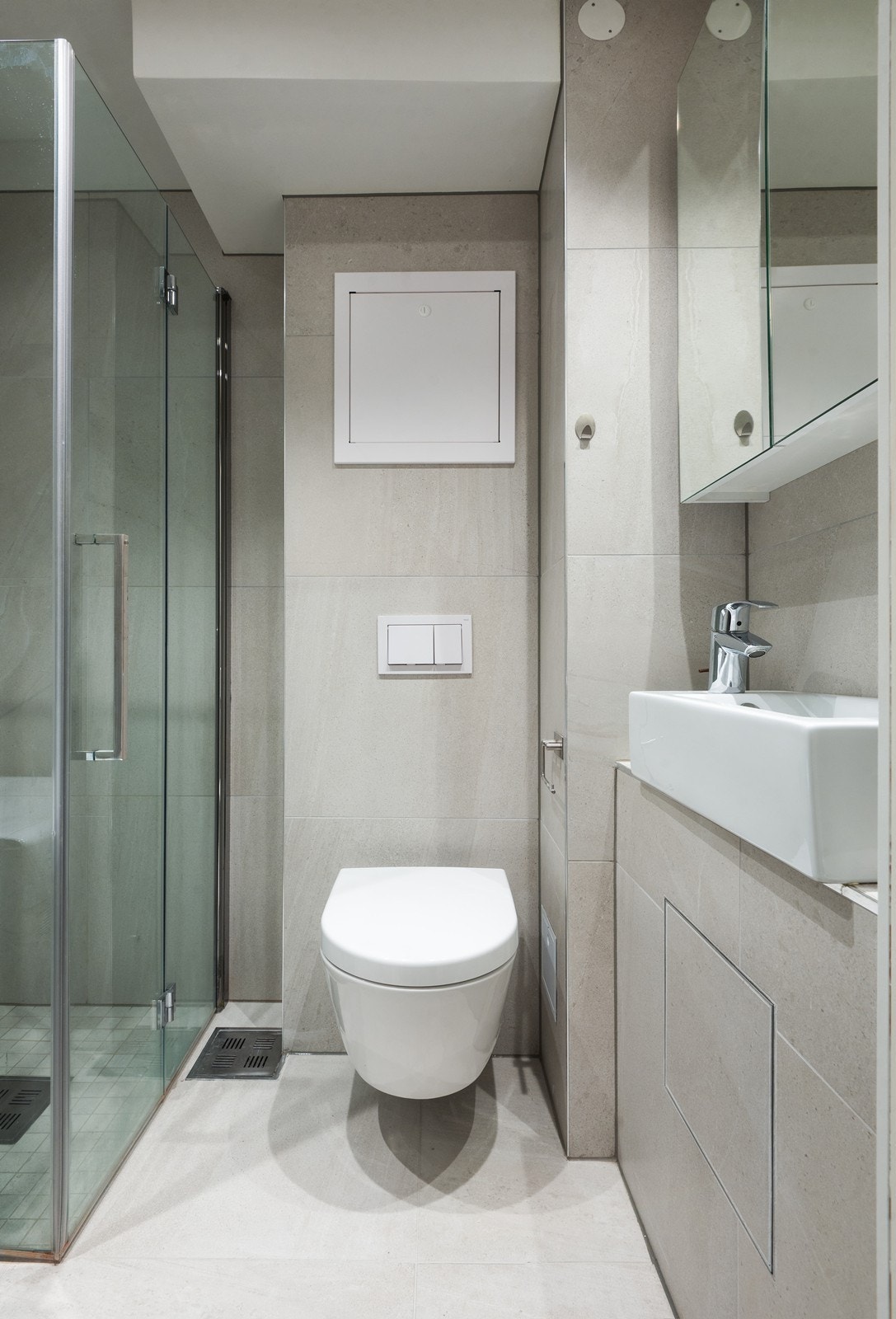 Boligen har et rør-i-rør-system. Det er opplegg for vaskemaskin på bad. Galleribilde