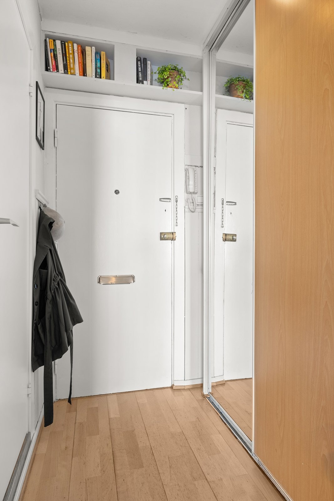 Entré. Galleribilde