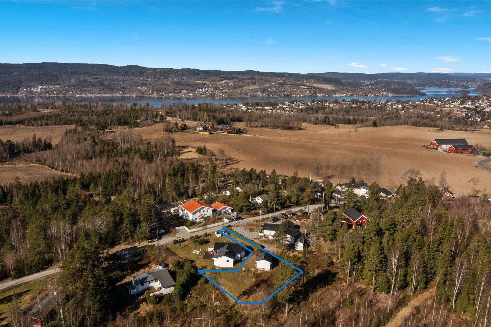 Haveråsveien 14 B - På toppen av toppen! Flott beliggenhet med 360 graders utsikt og optimale solforhold. Galleribilde