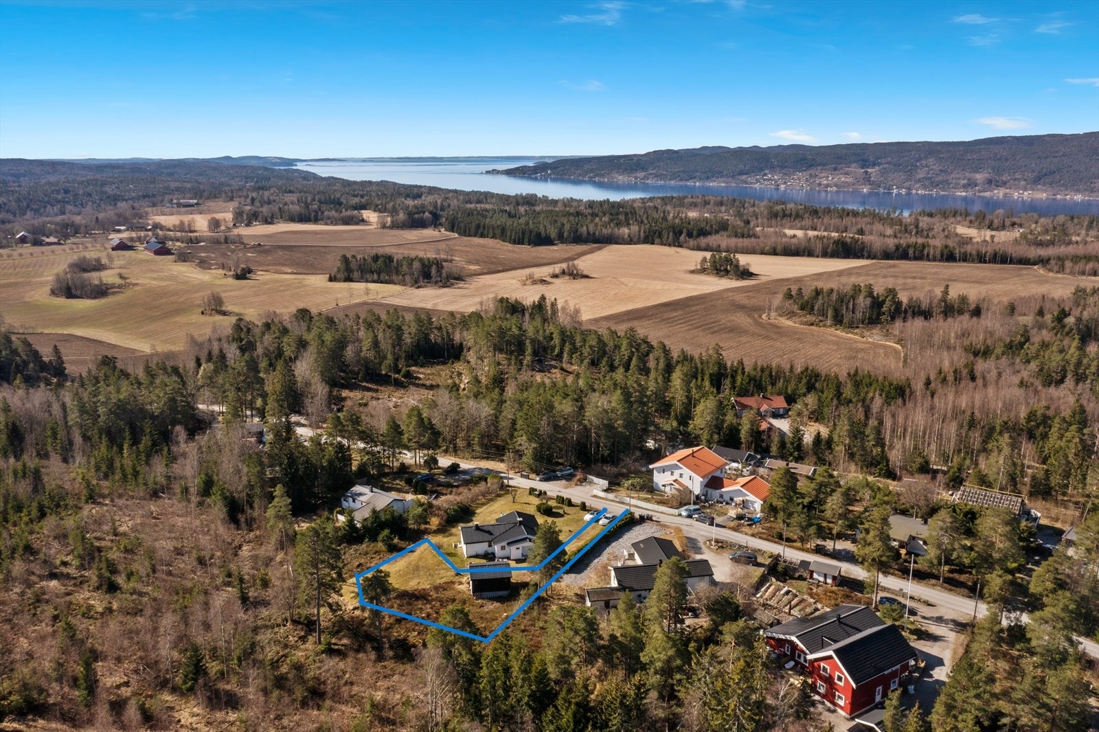 Drone fra Nord.jpg Galleribilde