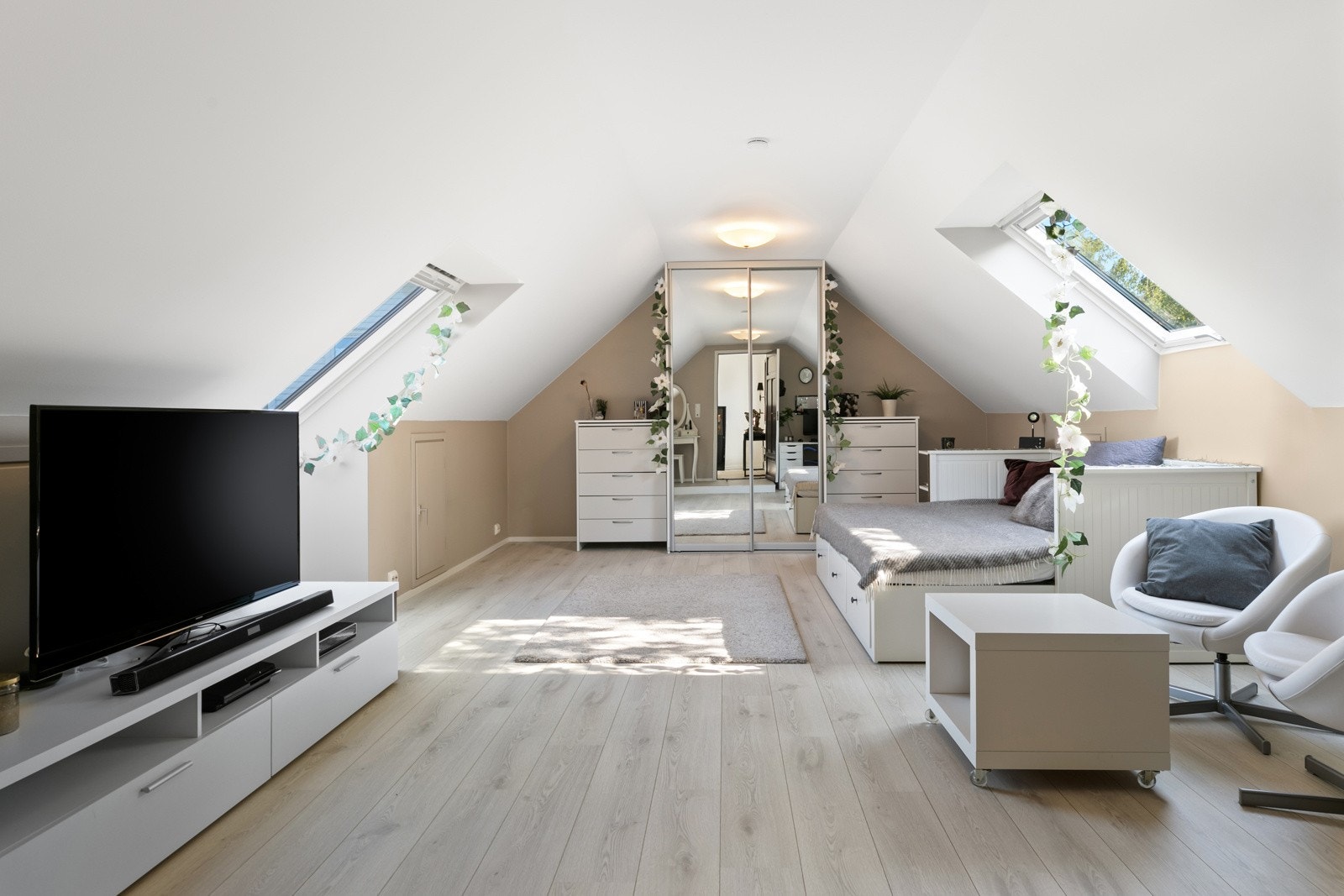 Soverom 3 som ligger over garasjen Galleribilde