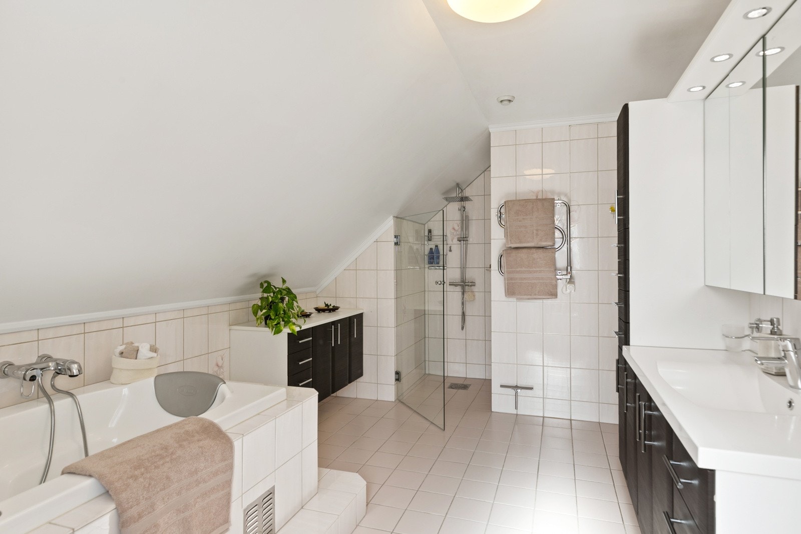 6 Bad02 Galleribilde