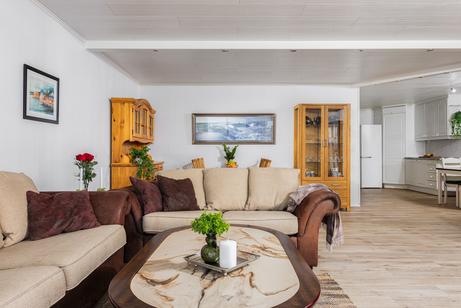 Det er også gode muligheter for å tilføye eget preg i form av kunst og dekor. Galleribilde