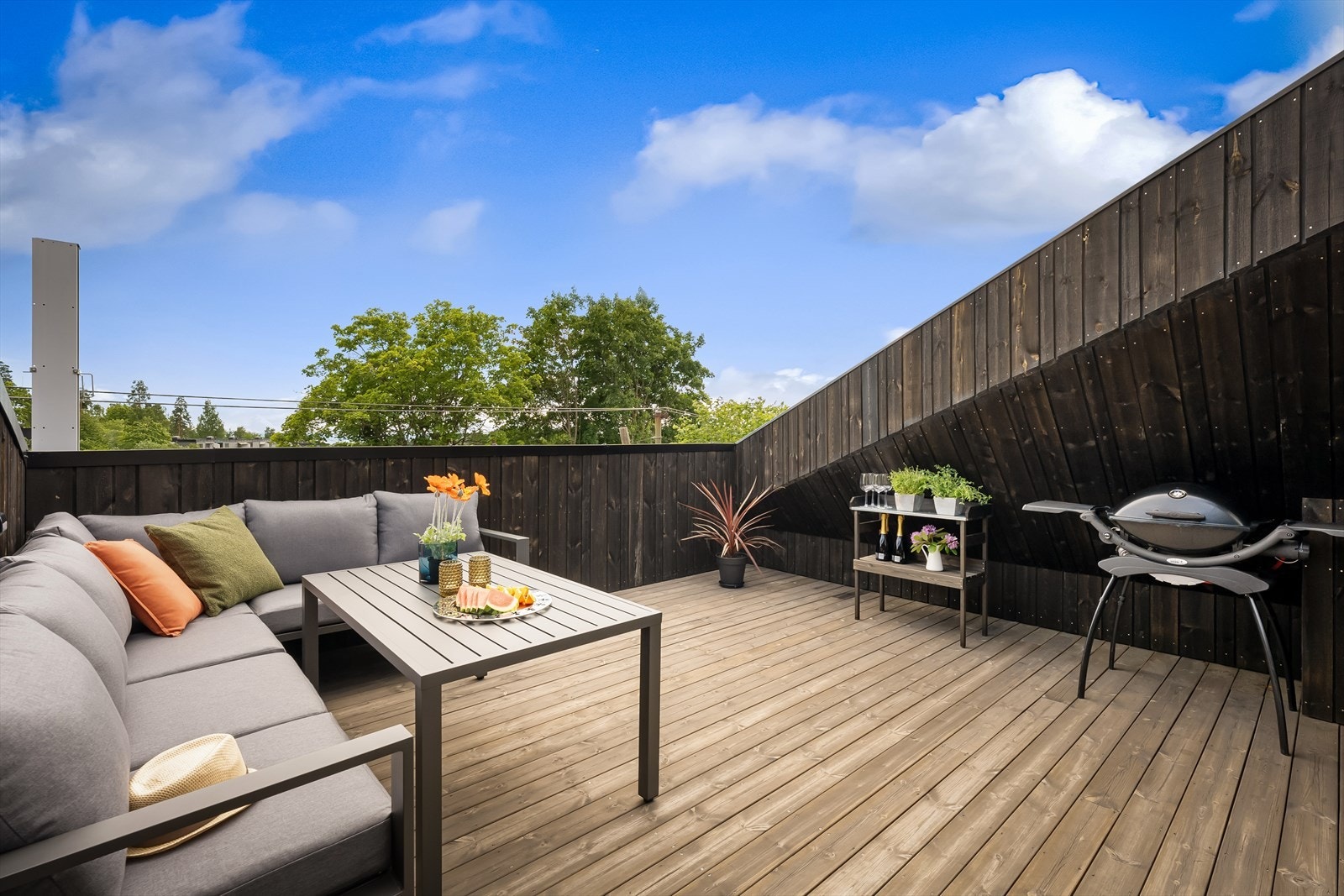 En herlig plass å tilbringe solfylte sommerdager - Sol fra tidlig til sent Galleribilde