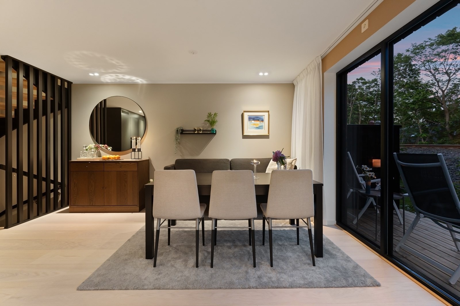 Gjennomgående høy standard - Denne boligen må oppleves! Galleribilde